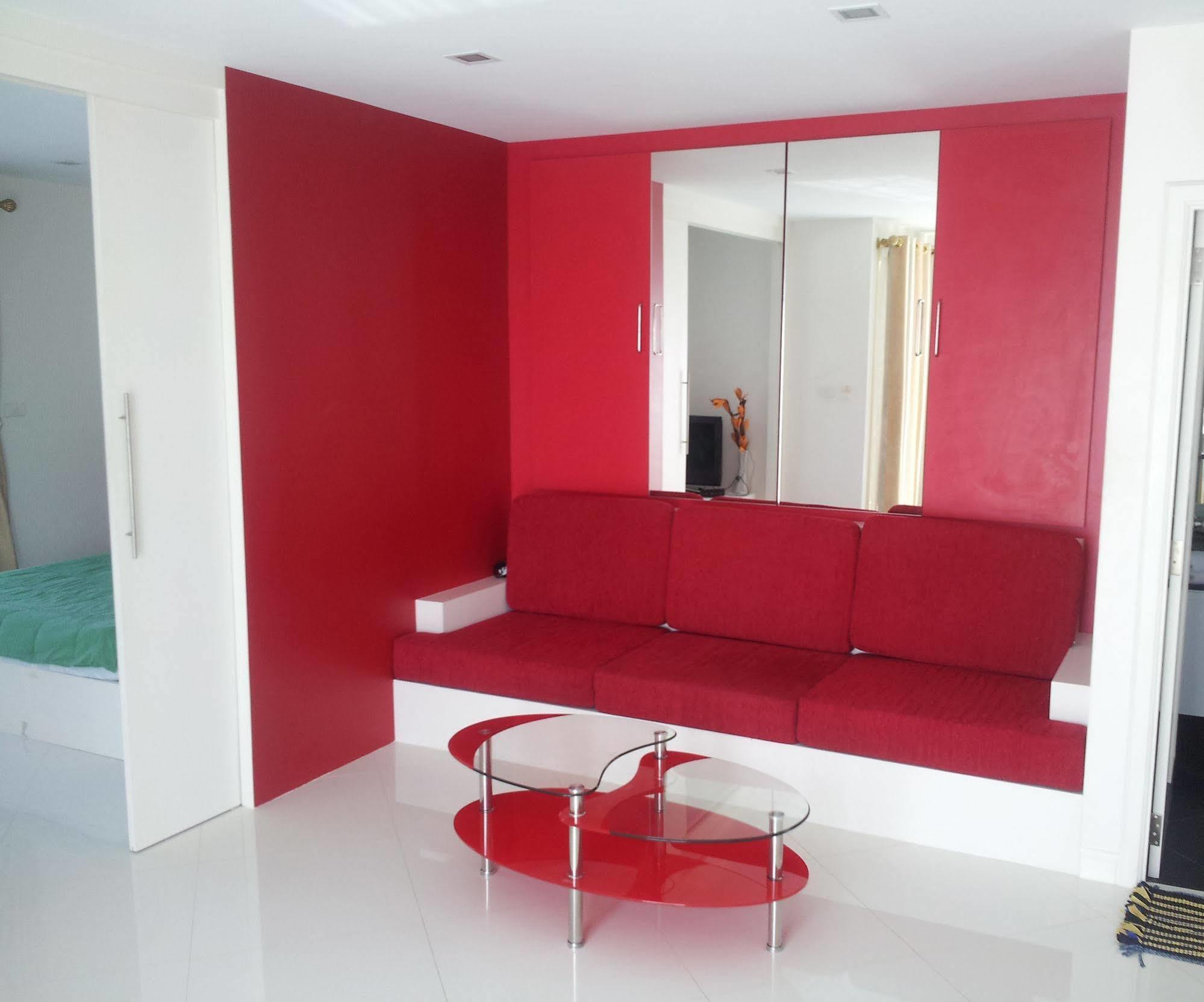 Daisy Residence Jomtien Exterior foto